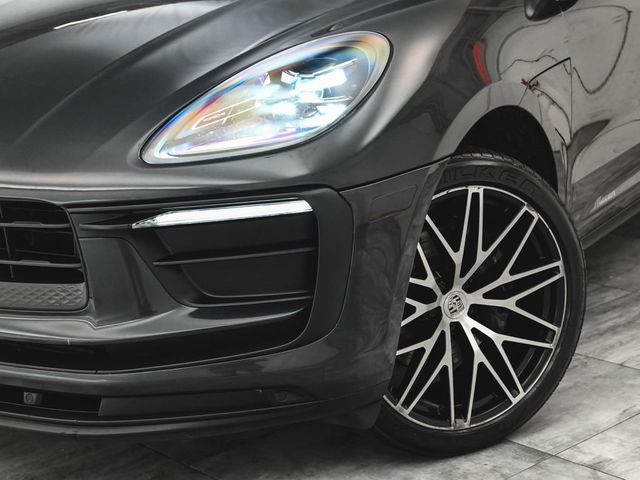 2022 Porsche Macan Base - 23080479 - 43