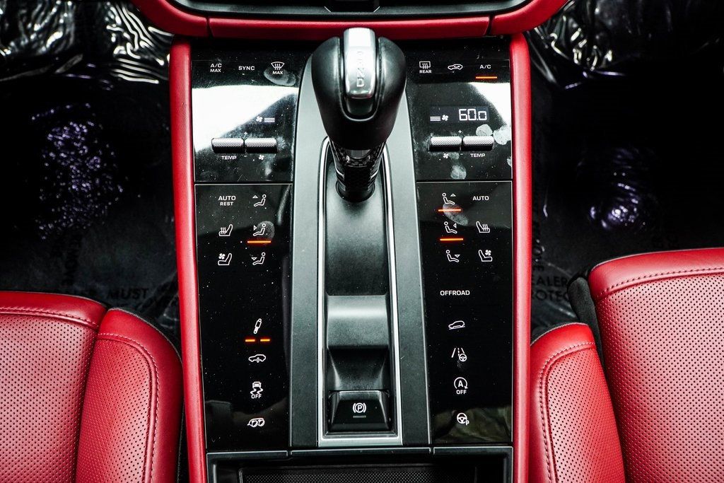 2022 Porsche Macan GTS photo 20