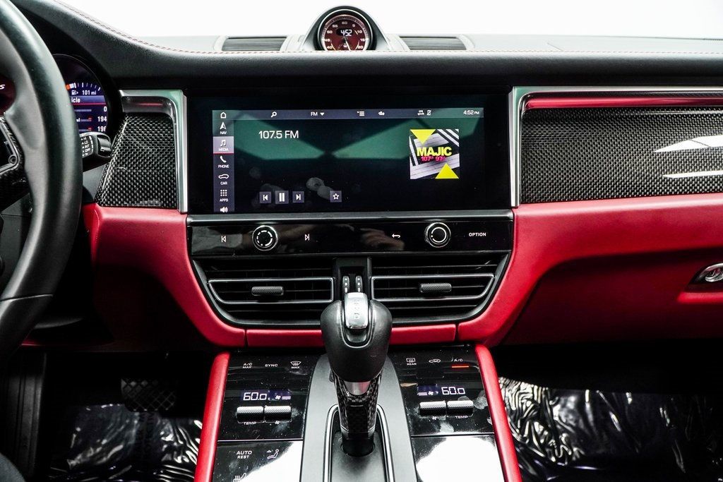 2022 Porsche Macan GTS photo 21