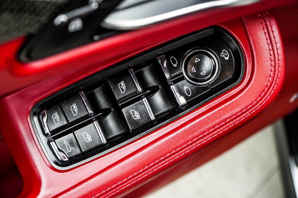 2022 Porsche Macan GTS photo 37
