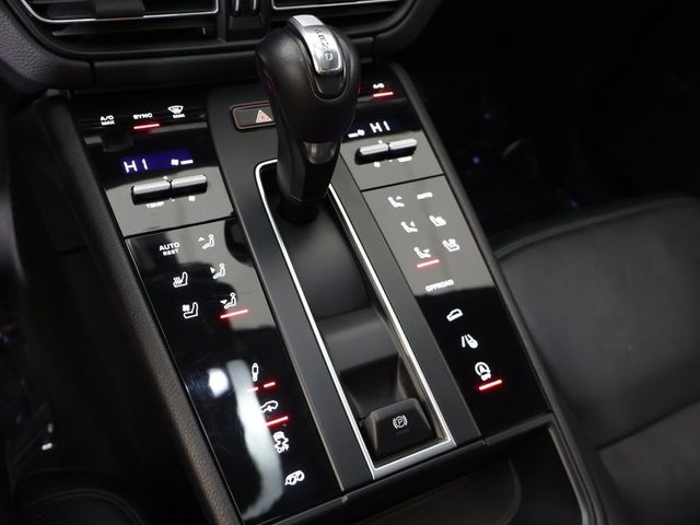 2022 Porsche Macan GTS AWD - 22978586 - 55