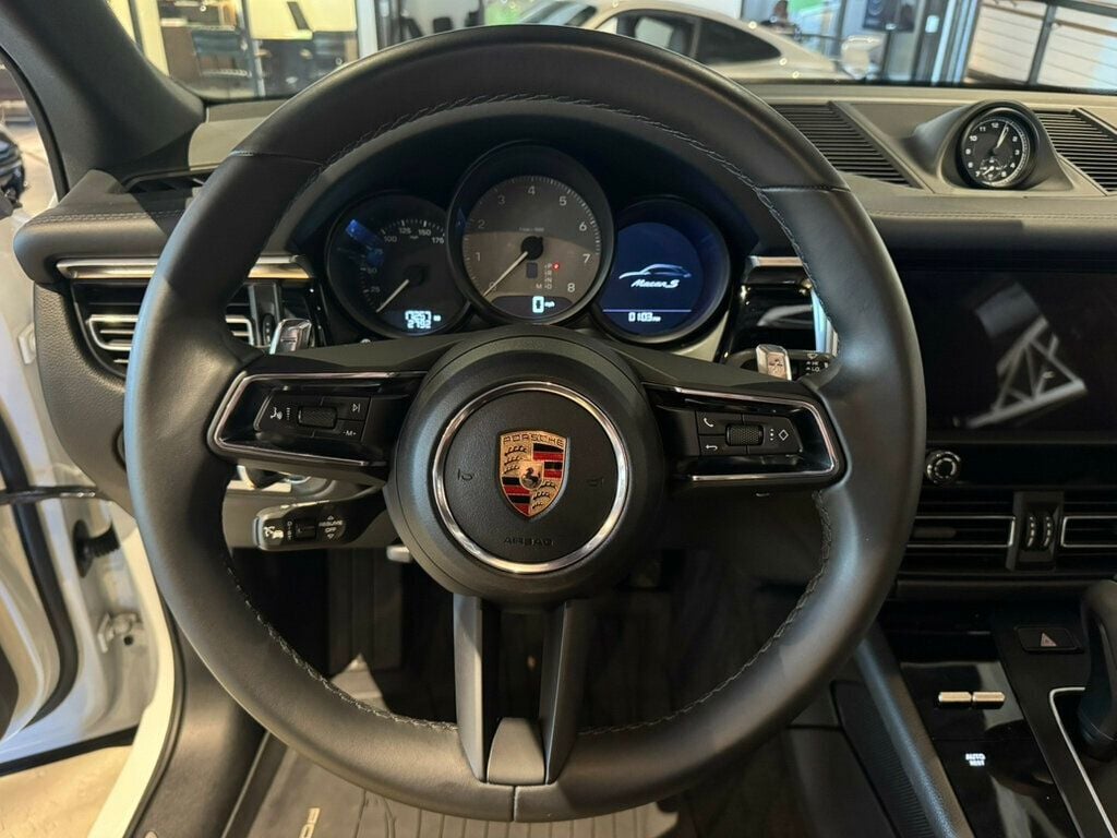 2022 Porsche Macan LocalTrade/S/AWD/PremiumPkgPlus/AirSuspension/360Cam/Htd&CldSts - 22931116 - 12