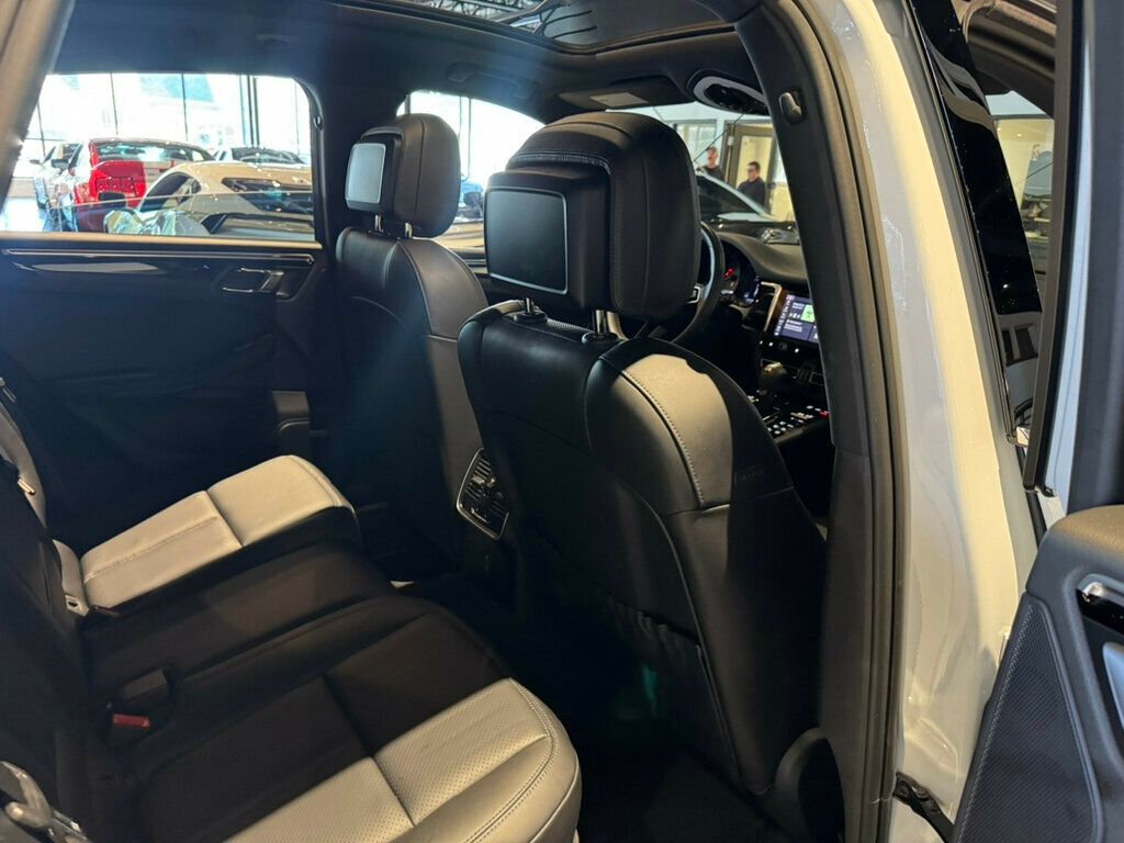 2022 Porsche Macan LocalTrade/S/AWD/PremiumPkgPlus/AirSuspension/360Cam/Htd&CldSts - 22931116 - 25