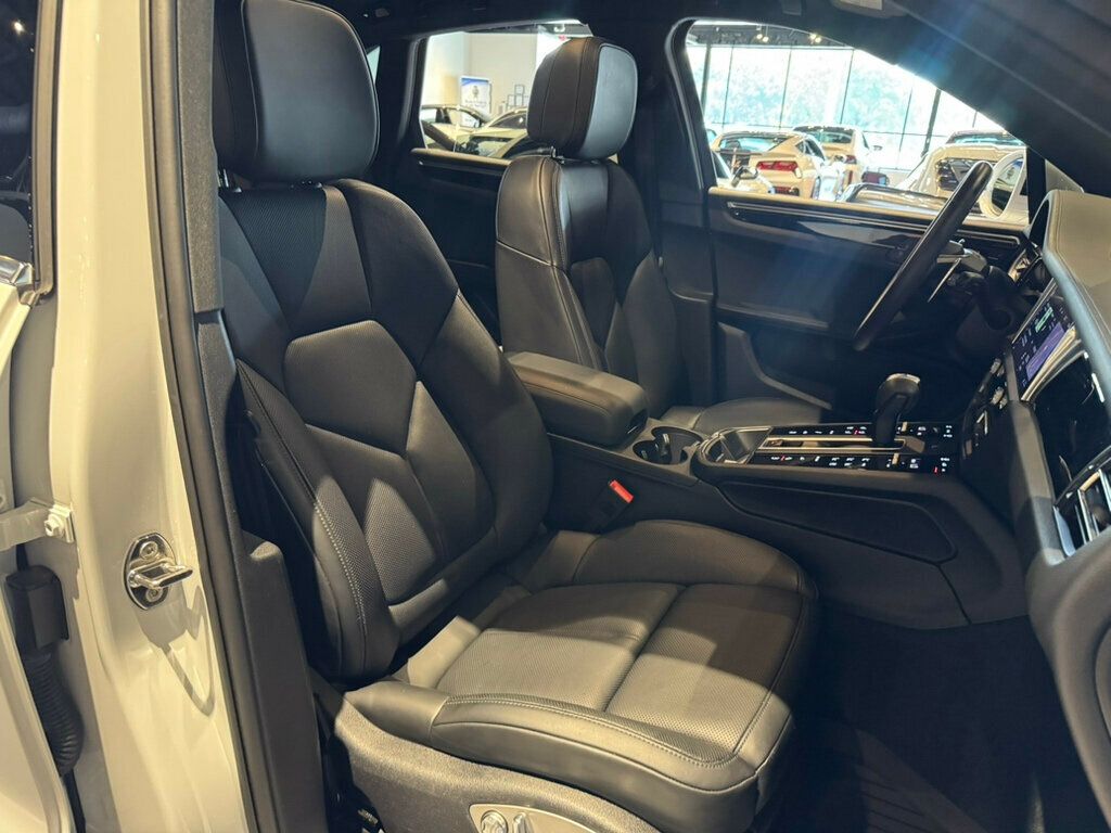 2022 Porsche Macan LocalTrade/S/AWD/PremiumPkgPlus/AirSuspension/360Cam/Htd&CldSts - 22931116 - 29