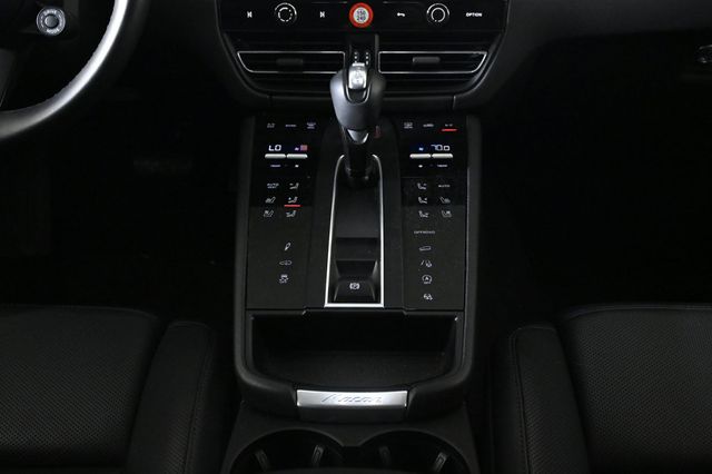 2022 Porsche Macan S - 22976230 - 16