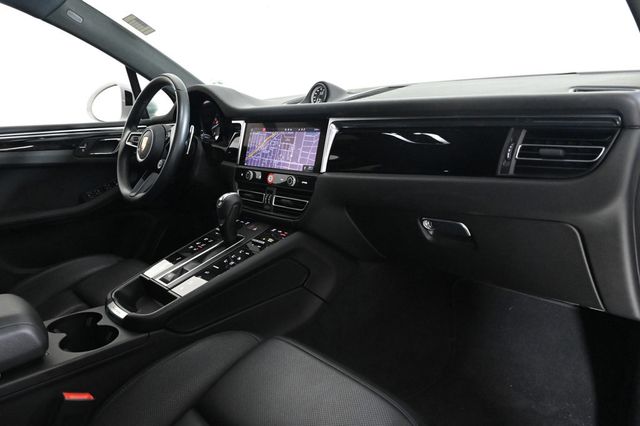 2022 Porsche Macan S - 22976230 - 17