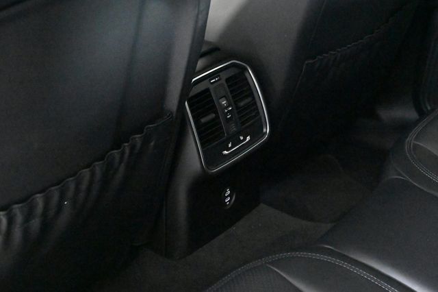 2022 Porsche Macan S - 22976230 - 20