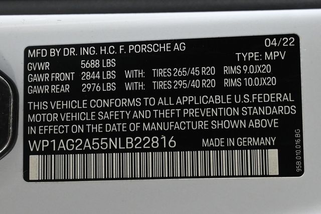 2022 Porsche Macan S - 22976230 - 29