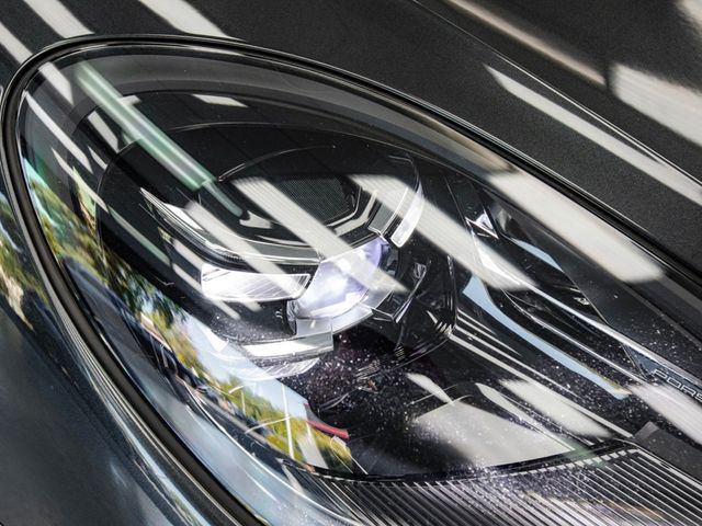 2022 Porsche Macan S AWD - 22911825 - 14