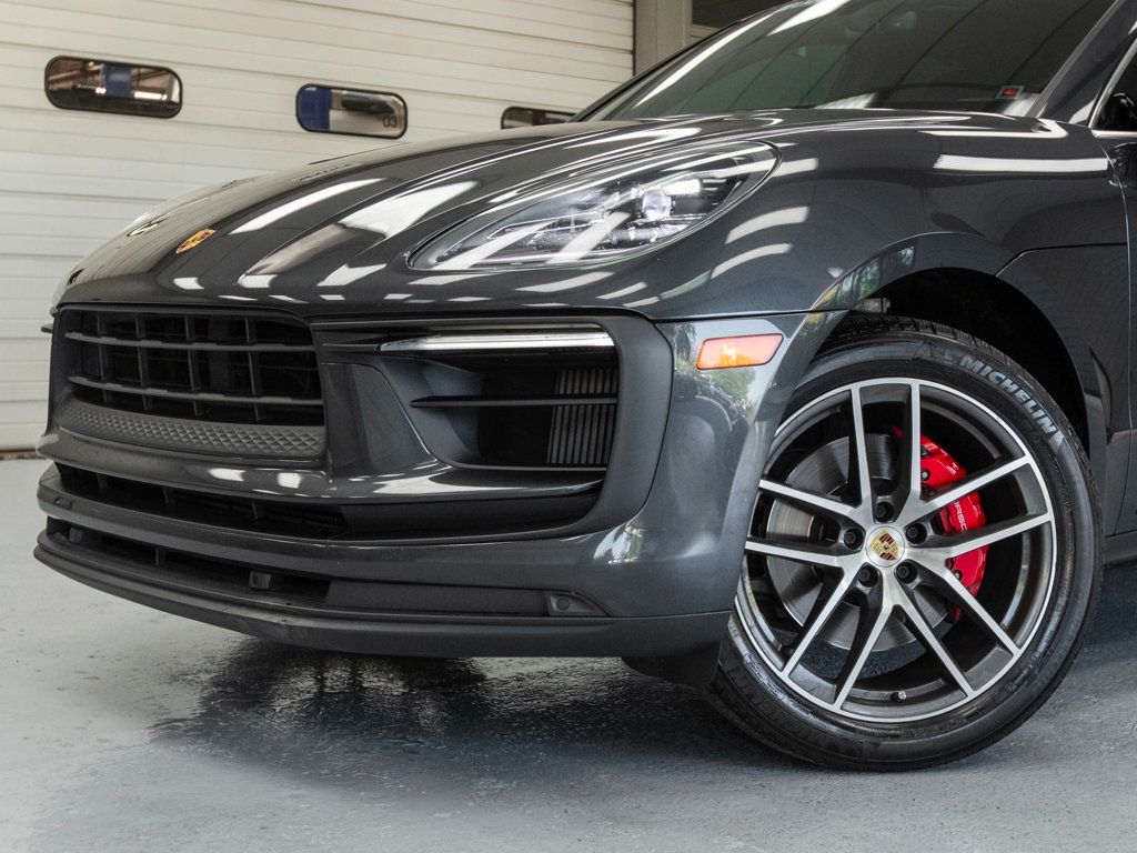 2022 Porsche Macan S photo 17