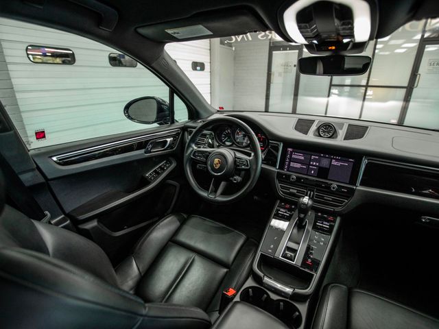 2022 Porsche Macan S AWD - 22911825 - 22