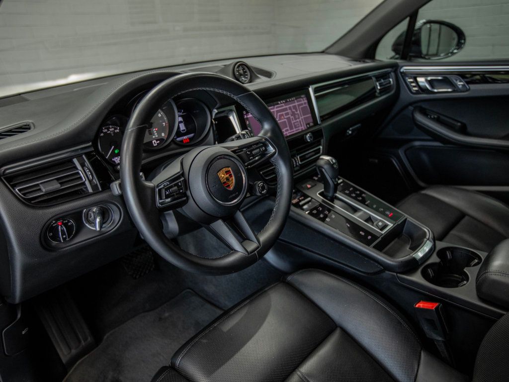 2022 Porsche Macan S photo 20