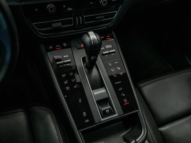 2022 Porsche Macan S AWD - 22911825 - 27