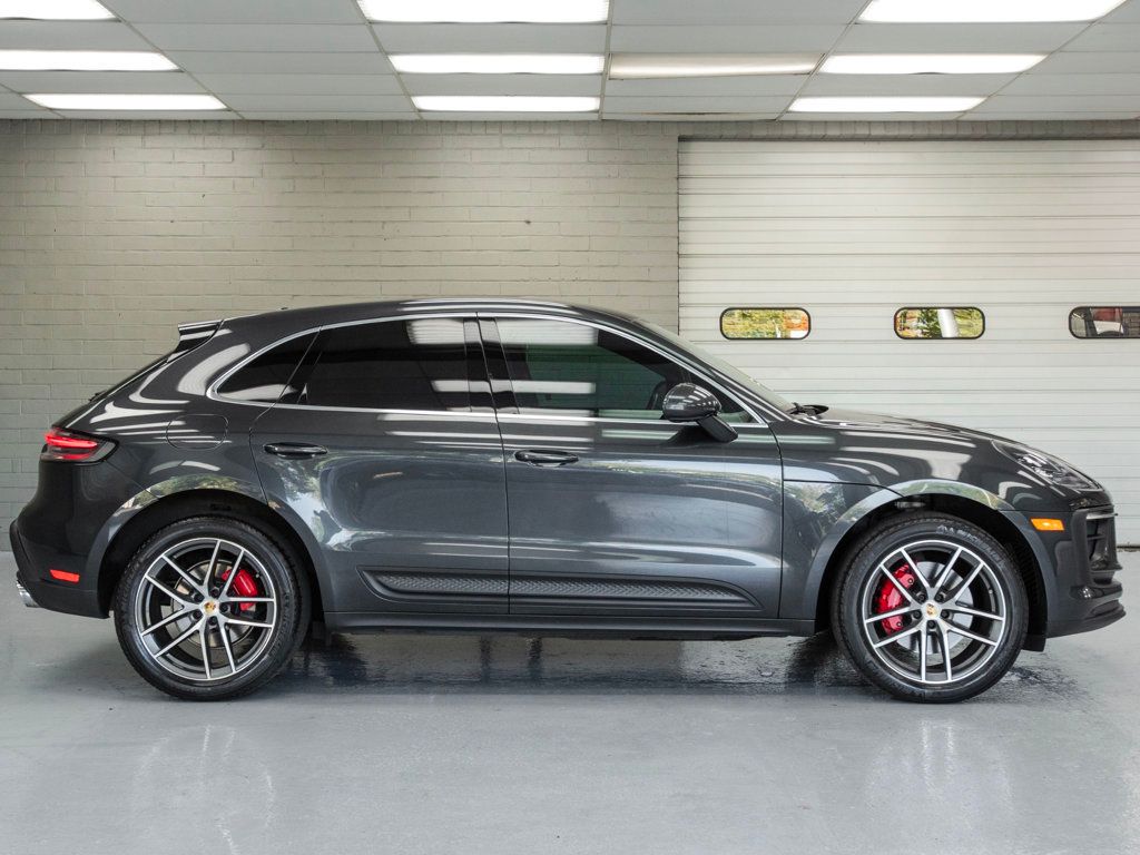 2022 Porsche Macan S photo 3