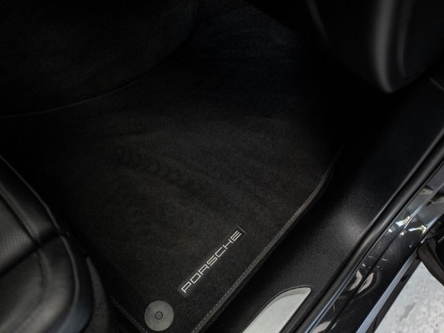 2022 Porsche Macan S AWD - 22911825 - 36