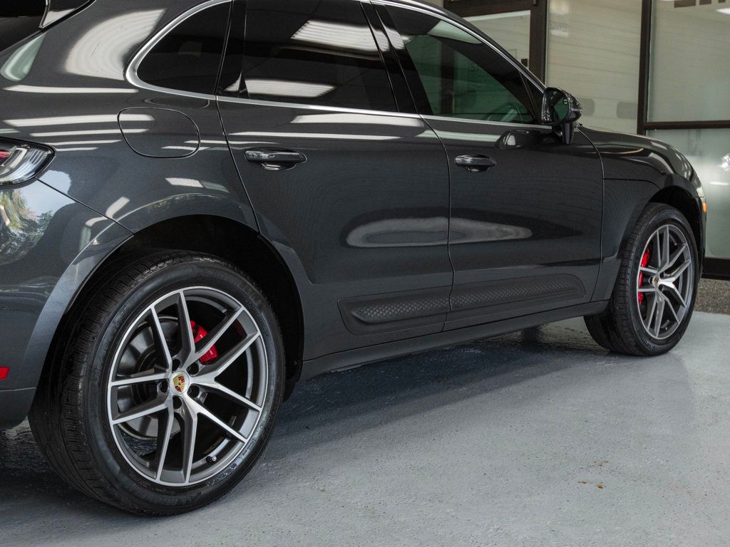 2022 Porsche Macan S photo 38