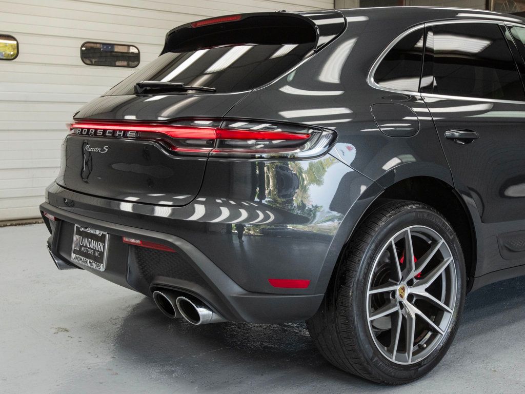2022 Porsche Macan S photo 39