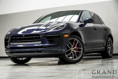 2022 Porsche Macan