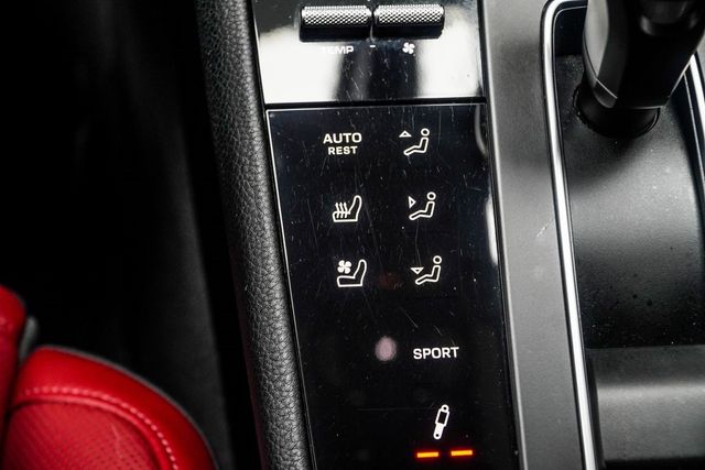 2022 Porsche Macan S AWD - 22955911 - 25