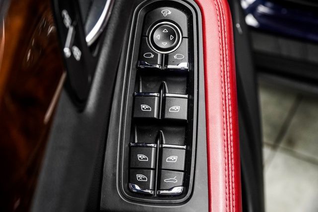 2022 Porsche Macan S AWD - 22955911 - 42