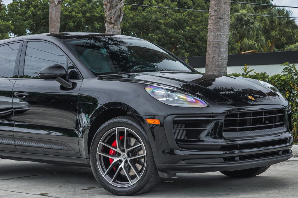 2022 Porsche Macan S photo 10