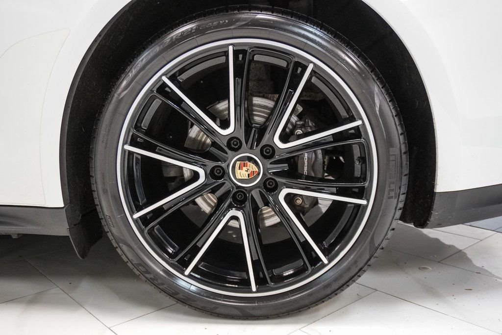 2022 Porsche Panamera 4 photo 10