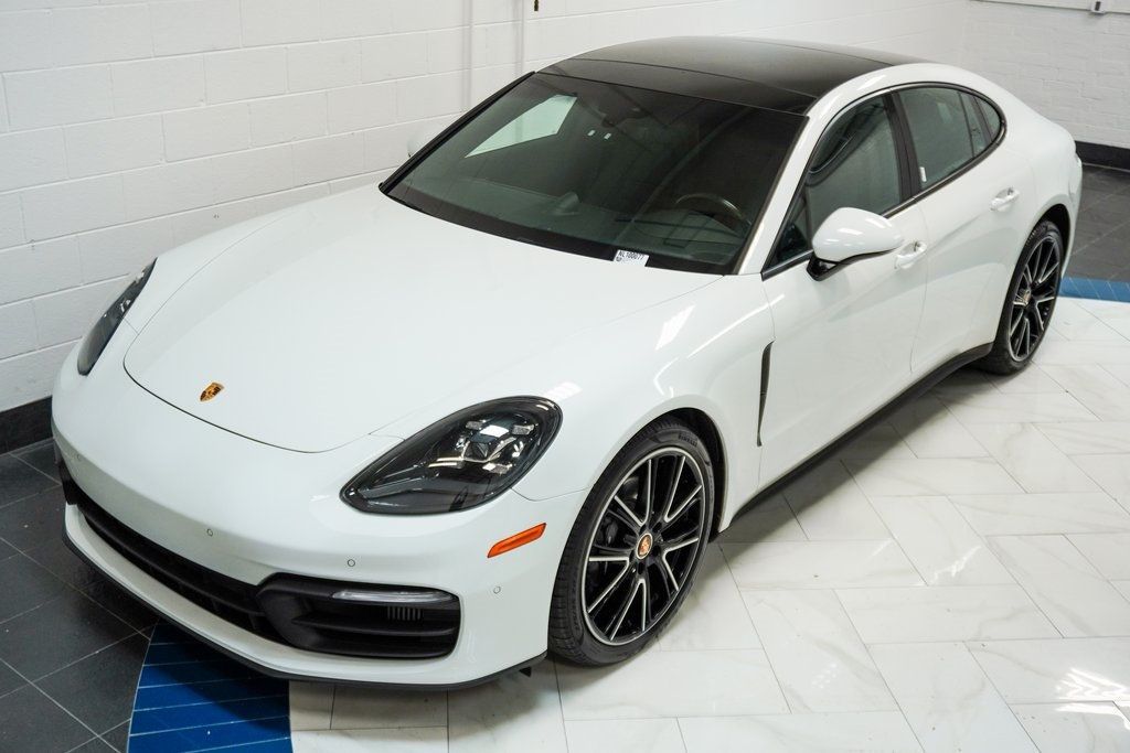 2022 Porsche Panamera 4 photo 15
