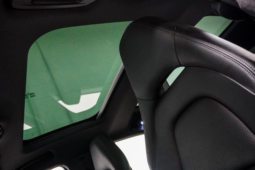 2022 Porsche Panamera 4 photo 19