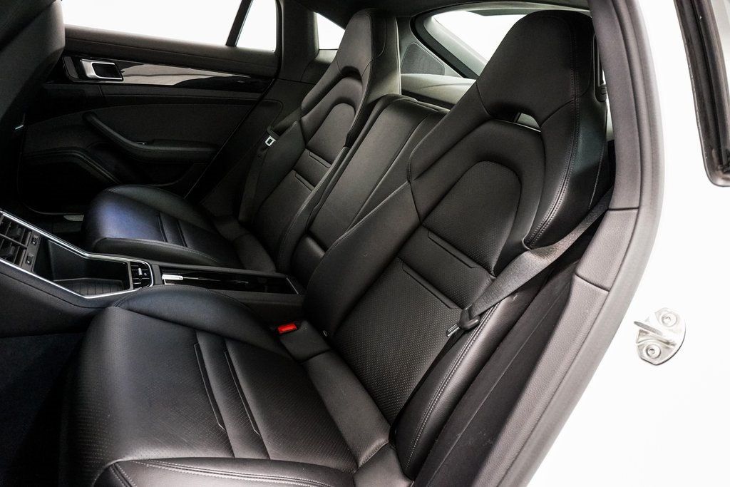 2022 Porsche Panamera 4 photo 20