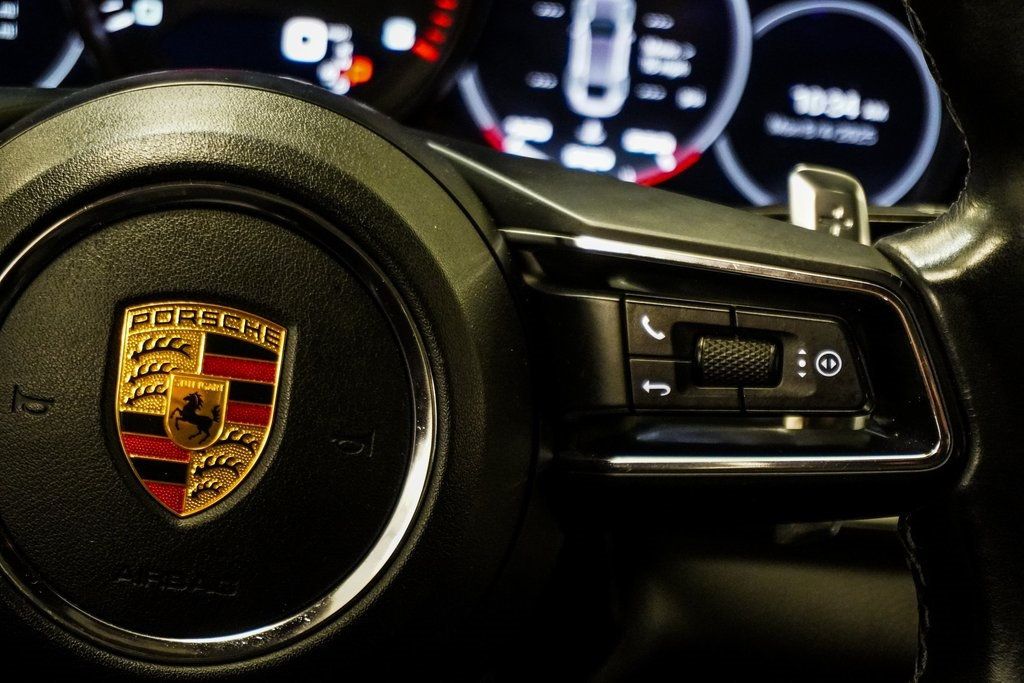 2022 Porsche Panamera 4 photo 28