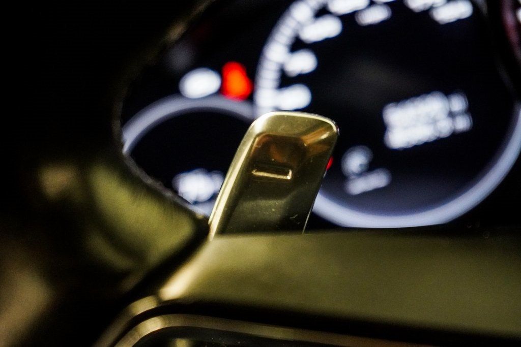 2022 Porsche Panamera 4 photo 31