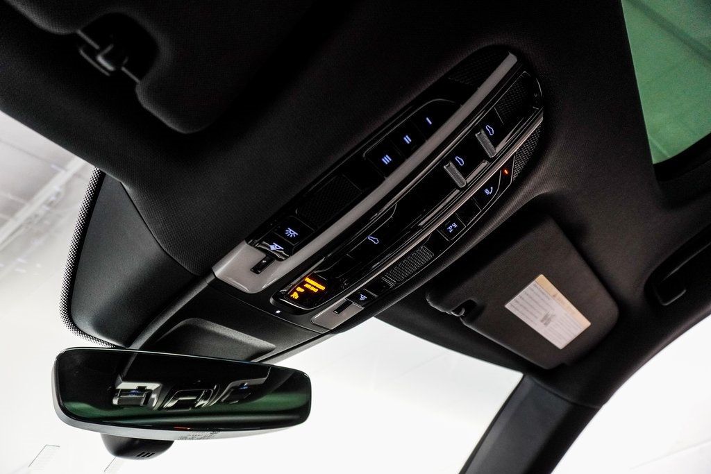 2022 Porsche Panamera 4 photo 40