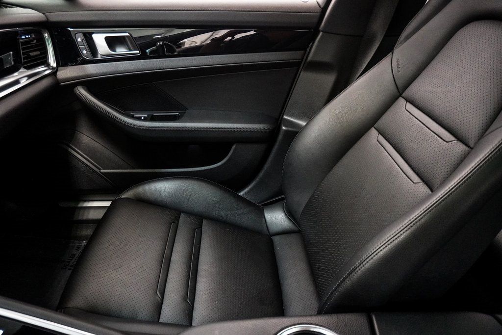 2022 Porsche Panamera 4 photo 42