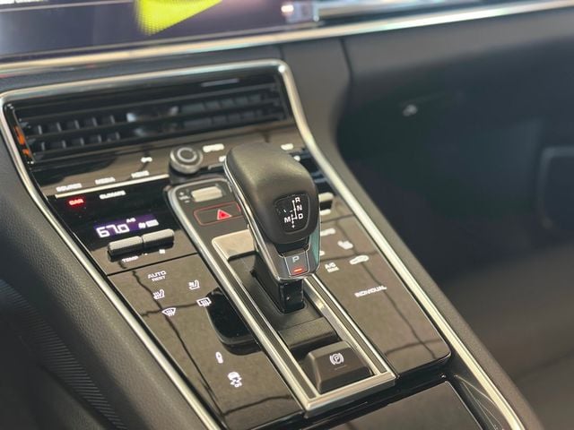 2022 Porsche Panamera 4 E-Hybrid AWD - 22891404 - 44