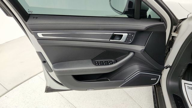 2022 Porsche Panamera 4 E-Hybrid Platinum Edition AWD with Upgraded 21'' Wheels - 22948074 - 10