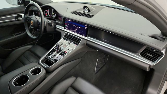 2022 Porsche Panamera 4 E-Hybrid Platinum Edition AWD with Upgraded 21'' Wheels - 22948074 - 27