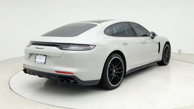 2022 Porsche Panamera 4 E-Hybrid Platinum Edition AWD with Upgraded 21'' Wheels - 22948074 - 4