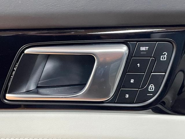 2022 Porsche Panamera 4S E-Hybrid AWD - 22934695 - 19