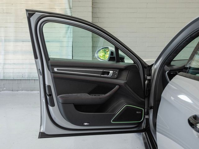 2022 Porsche Panamera GTS AWD - 22919487 - 35