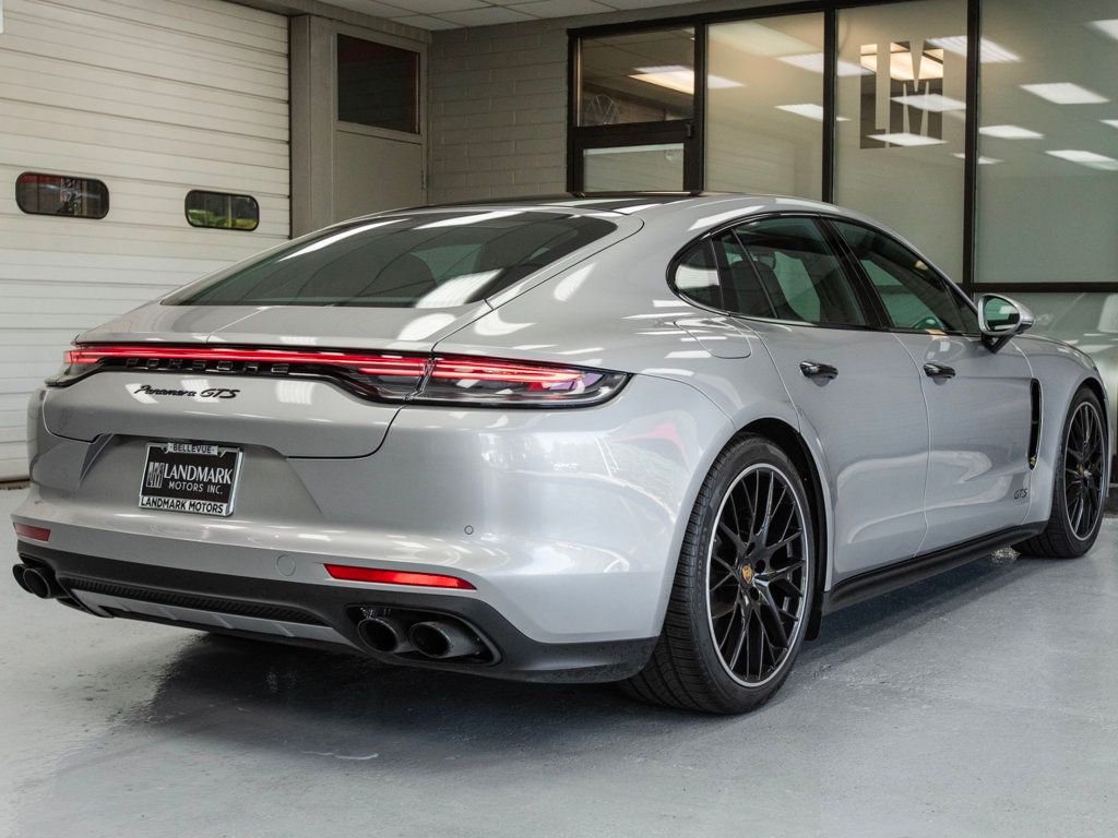 2022 Porsche Panamera GTS photo 41