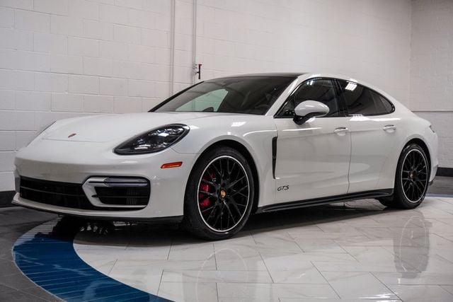 2022 Porsche Panamera GTS AWD - 22964265 - 3