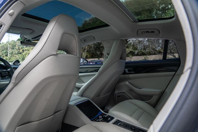 2022 Porsche Panamera RWD - 22993580 - 18