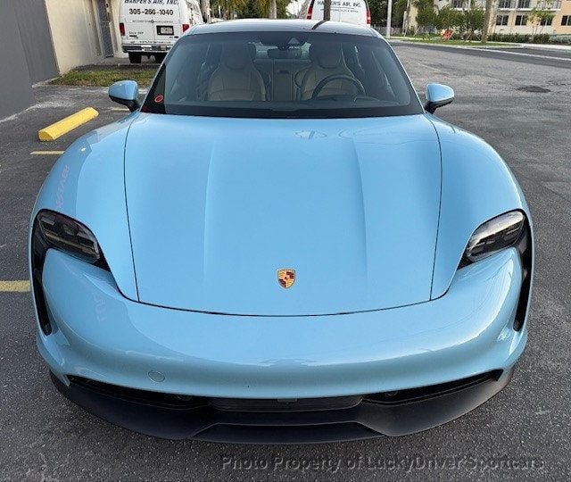 2022 Porsche Taycan 4 photo 21