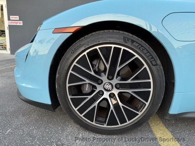 2022 Porsche Taycan 4 photo 45