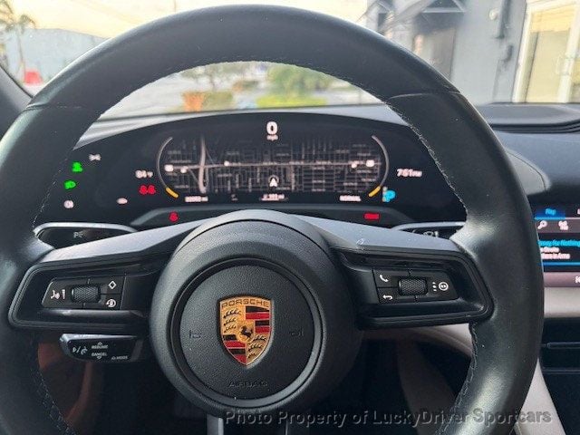 2022 Porsche Taycan 4 photo 55