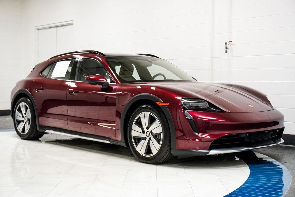 2022 Porsche Taycan 4 Cross Turismo photo 4