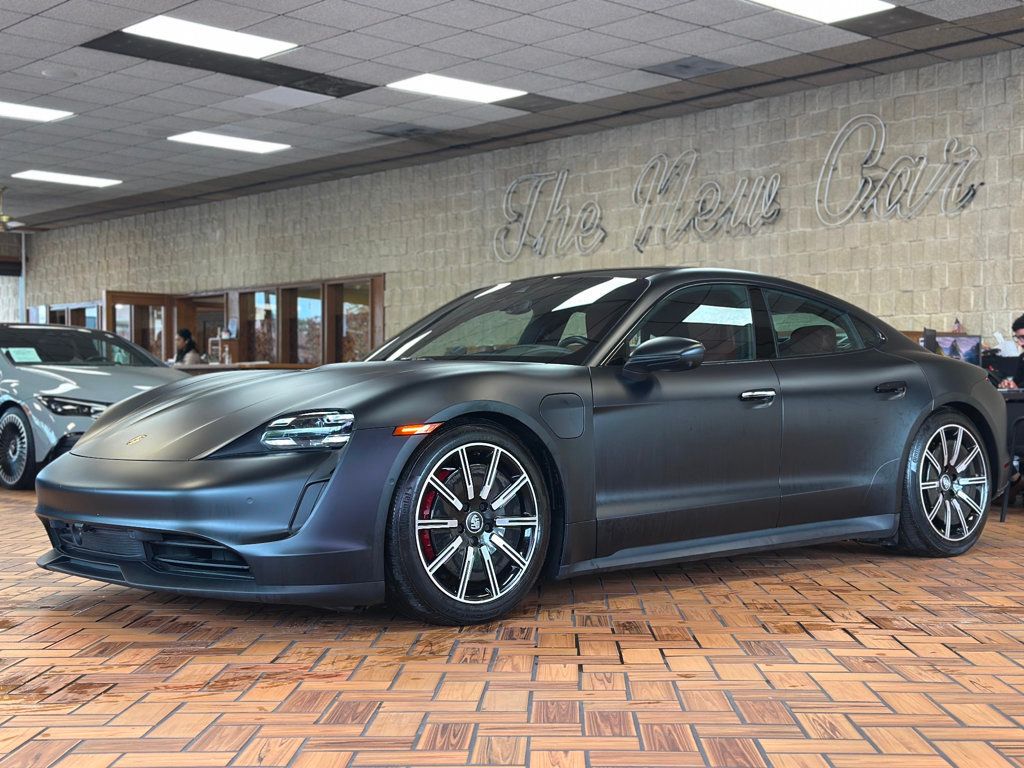 2022 Porsche Taycan 4S photo 2