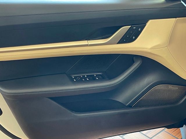 2022 Porsche Taycan 4S AWD - 23048010 - 14