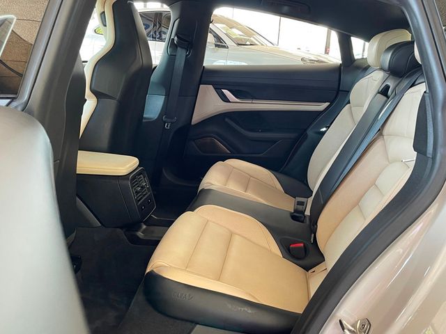 2022 Porsche Taycan 4S AWD - 23048010 - 17