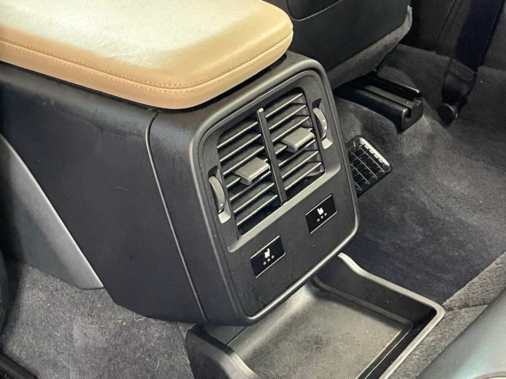 2022 Porsche Taycan 4S AWD - 23048010 - 18